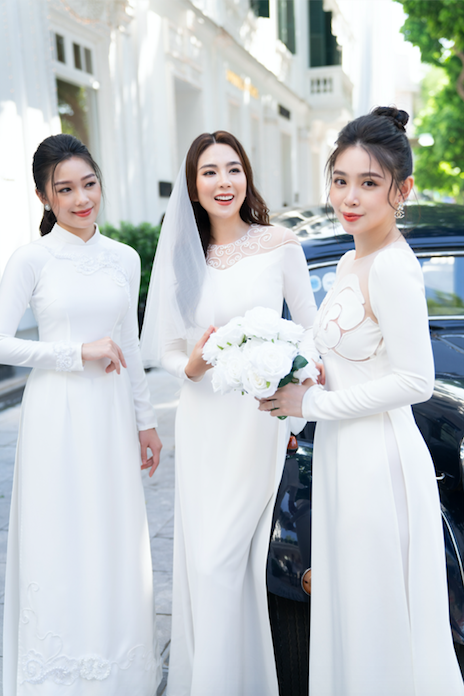 BTV Mai Ngọc nhìn thấy mình 10 năm trước trong hình ảnh 2 cô gái thời tiết thế hệ mới - Ảnh 8. BTV Mai Ngọc nhìn thấy mình 10 năm trước trong hình ảnh 2 cô gái thời tiết thế hệ mới - Ảnh 8.